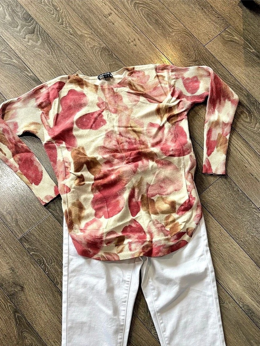 💙3/45$ Charlie B Floral Long Sleeve Top in Red & White